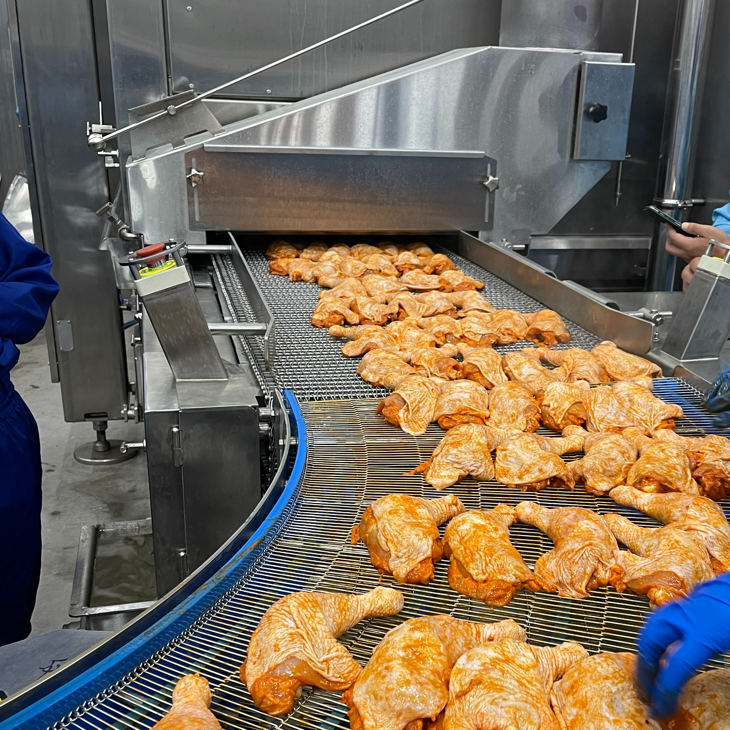 中国工厂 禽肉产品全熟线-油炸机、螺旋蒸烤机、自堆式速冻机